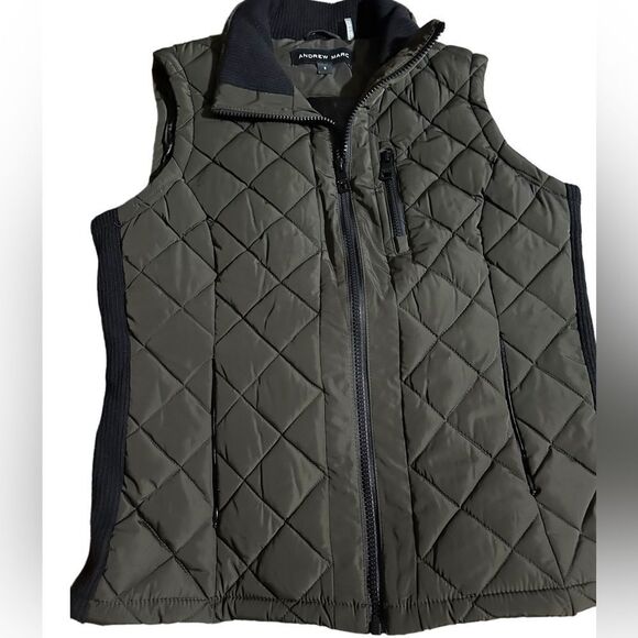 Andrew Marc green quilted vest with two zipper in front. Great condition. small - Picture 1 of 10